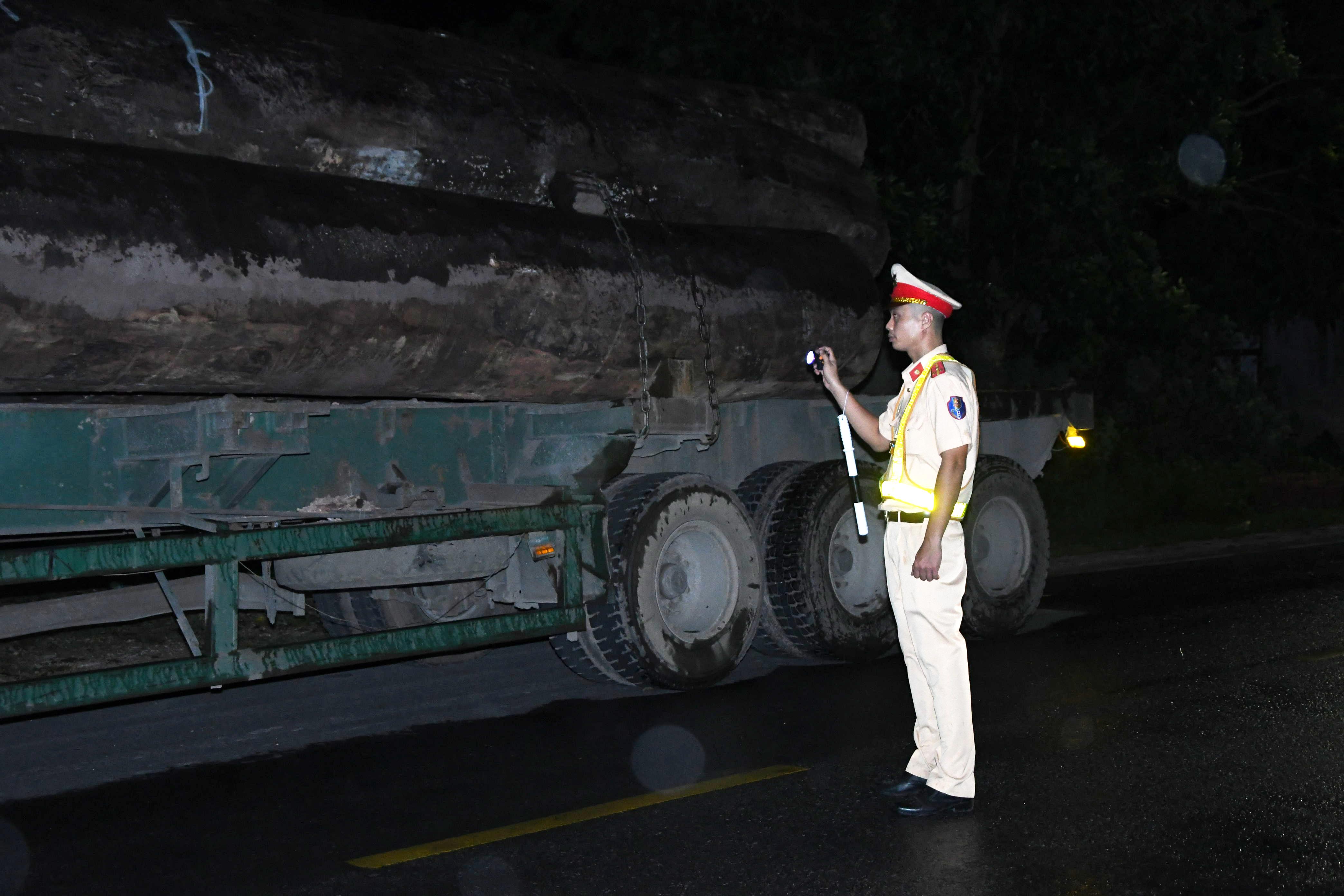 Xử lý 169 trường hợp vi phạm phạm trật tự an toàn giao thông trong ngày 01.8.2022